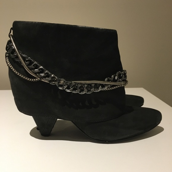 Rachel Roy Rahalia Boots - Picture 4 of 4